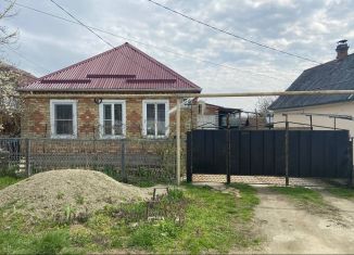 Продам дом, 104 м2, поселок городского типа Мостовской, улица Чапаева, 59