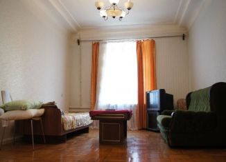 Сдается 3-комнатная квартира, 79 м2, Уфа, улица Калинина, 8, жилой район Черниковка