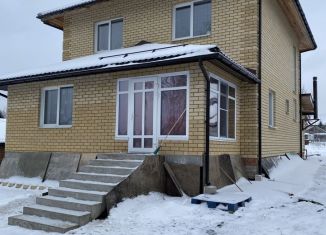 Продаю дом, 130 м2, село Сновицы, улица Шмакова, 41