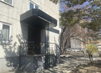 Продам помещение свободного назначения, 45 м2, Барнаул, Комсомольский проспект, 81, Октябрьский район