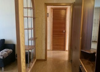 Сдам 3-ком. квартиру, 65 м2, Ленинск-Кузнецкий, улица Зварыгина, 5