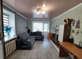 Продается 1-комнатная квартира, 30.4 м2, Шебекино, улица Крупской, 10