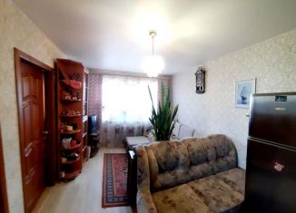 Продается 3-комнатная квартира, 50 м2, Йошкар-Ола, улица Карла Либкнехта, 82, микрорайон Ремзавод