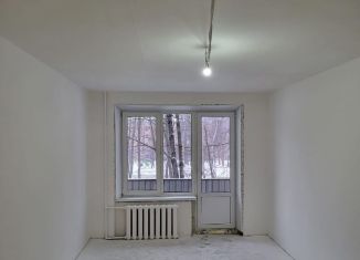 Продам 3-комнатную квартиру, 59 м2, Москва, Первомайская улица, 38, метро Измайловская