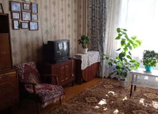 Двухкомнатная квартира на продажу, 52.2 м2, городской поселок Дубинино, Комсомольская улица, 26А