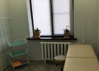 Сдаю в аренду помещение свободного назначения, 10 м2, Черкесск, улица Космонавтов, 13, микрорайон Пештера