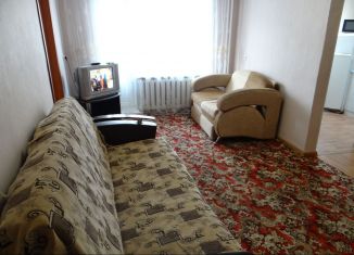 2-комнатная квартира в аренду, 42 м2, Тюменская область, улица Шаронова, 13