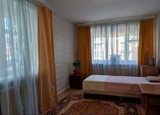 Продаю 1-комнатную квартиру, 30.5 м2, Среднеуральск, улица Калинина, 29А