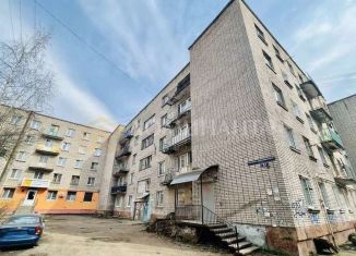 Комната на продажу, 12 м2, Смоленск, улица Маршала Соколовского, 5Б