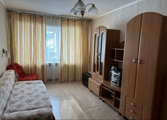 Трехкомнатная квартира в аренду, 56 м2, Междуреченск, Коммунистический проспект, 28