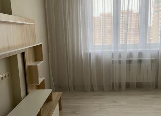 Сдам 1-ком. квартиру, 39 м2, Тула, улица Конструктора Грязева, 6, ЖК Зеленстрой-2