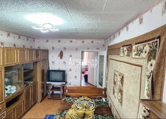 Продам двухкомнатную квартиру, 52 м2, Ленинградская область, Заводская улица, 10