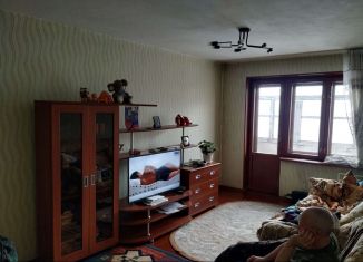 Продается 3-комнатная квартира, 62.7 м2, рабочий посёлок Усть-Абакан, Спортивная улица, 8