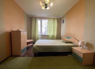 Сдам 1-комнатную квартиру, 32 м2, Санкт-Петербург, Будапештская улица, 27к2, муниципальный округ Купчино