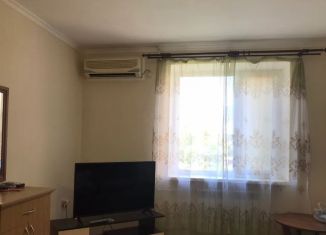 Сдача в аренду 1-ком. квартиры, 36 м2, Судак, улица Ленина, 98