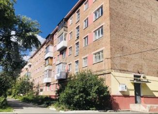 Продажа 2-комнатной квартиры, 43 м2, поселок городского типа Рефтинский, улица Гагарина, 3