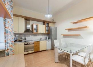 Сдается в аренду 2-ком. квартира, 60 м2, Москва, Пятницкая улица, 62с7, Пятницкая улица