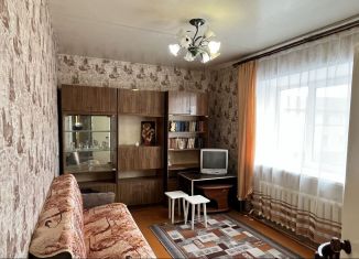 Продаю 2-комнатную квартиру, 41.3 м2, поселок городского типа Красный Октябрь, Комсомольская улица, 9