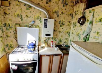 Продам 2-комнатную квартиру, 42 м2, Азнакаево, улица Султангалиева