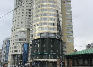 Сдается 3-комнатная квартира, 100 м2, Екатеринбург, улица Вайнера, 21, улица Вайнера