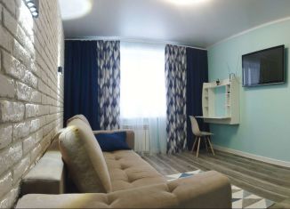 1-комнатная квартира в аренду, 37 м2, Клинцы, улица Ворошилова, 35Ф