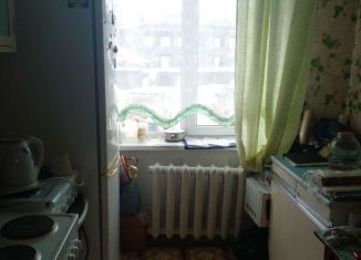Продается 2-ком. квартира, 51 м2, поселок городского типа Октябрьский, Комсомольская улица, 72