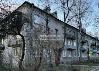 Продаю 1-ком. квартиру, 30.2 м2, Петергоф, Озерковая улица, 27