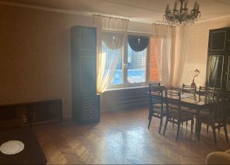 Аренда 3-ком. квартиры, 95 м2, Москва, улица Серёгина, 3, район Аэропорт