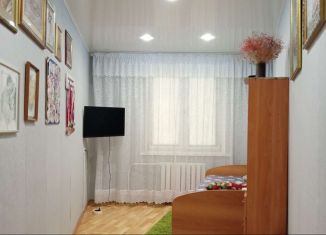 Двухкомнатная квартира на продажу, 72 м2, Заинск, улица Жукова, 3