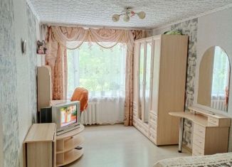 Двухкомнатная квартира в аренду, 45 м2, Старая Русса, Александровская улица, 43