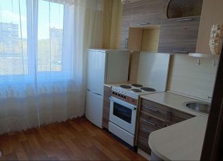 Сдаю в аренду 1-комнатную квартиру, 33 м2, Челябинская область, Комсомольский проспект, 109А