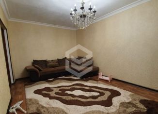 Продается 3-комнатная квартира, 68 м2, Грозный, улица У.А. Садаева, 37, 6-й микрорайон