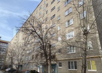 Продается 2-комнатная квартира, 42.9 м2, Свердловская область, Инженерная улица, 43
