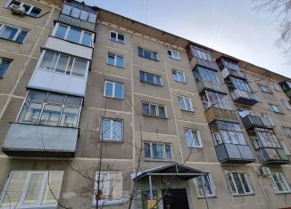 Продается двухкомнатная квартира, 445 м2, Новосибирск, улица Зорге, 193, метро Площадь Маркса