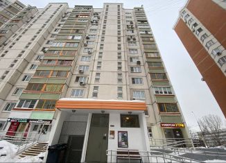 Продажа 2-комнатной квартиры, 39 м2, Москва, улица Марьинский Парк, 33, метро Братиславская