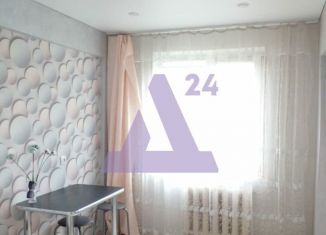 Продается трехкомнатная квартира, 58 м2, Алтайский край, улица Калинина, 34