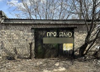 Продается гараж, 30 м2, поселок городского типа Новосемейкино