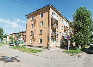 Продается двухкомнатная квартира, 42 м2, Кемеровская область, улица Сергея Тюленина, 13