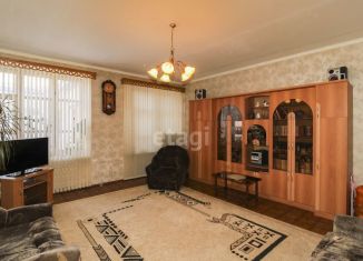 Трехкомнатная квартира на продажу, 75.7 м2, Тюменская область, улица Гагарина, 1