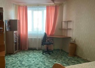 Продажа двухкомнатной квартиры, 47.5 м2, Мурманск, улица Полины Осипенко, 8
