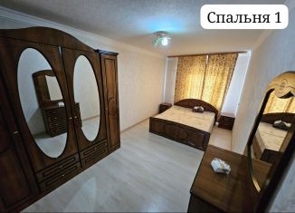 Сдаю четырехкомнатную квартиру, 70 м2, Чечня, улица Сайханова, 130А