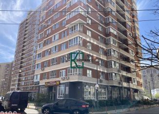 Продам двухкомнатную квартиру, 72.4 м2, Краснодарский край, улица Невкипелого, 10