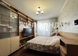 Продам 3-комнатную квартиру, 58.2 м2, Новосибирск, метро Золотая Нива, улица Лескова, 282