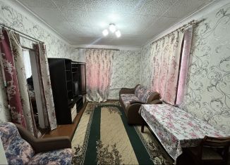 Продается двухкомнатная квартира, 41 м2, село Субханкулово, улица Гагарина, 10