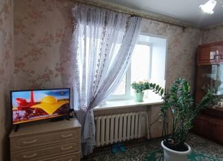 Продаю 2-комнатную квартиру, 40 м2, Гурьевск, улица Мичурина, 41