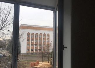 Сдам двухкомнатную квартиру, 45 м2, Карачаево-Черкесия, проспект Ленина, 54