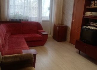Продам четырехкомнатную квартиру, 61.1 м2, Кировская область, улица Лепсе, 49А