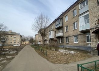 Двухкомнатная квартира на продажу, 50 м2, Рыбинск, улица Желябова, 10
