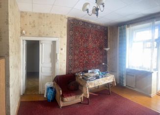 Продается 2-комнатная квартира, 49 м2, Челябинск, улица Свободы, 104
