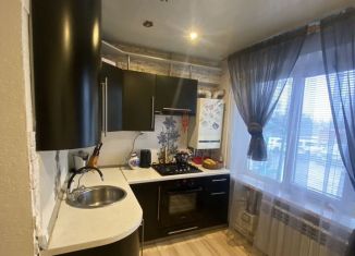 Продается 3-ком. квартира, 60 м2, Тульская область, Горняцкая улица, 4